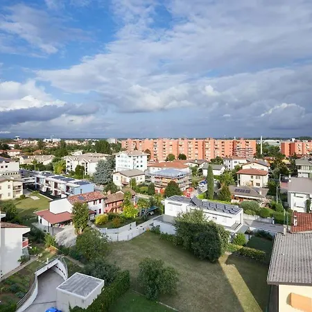 Studio Con Vista ,,15Min Walk Fiera Pordenone,, * بوردينوني
