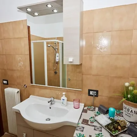 Con Vista ,,15min Walk Fiera Pordenone,, شقة *